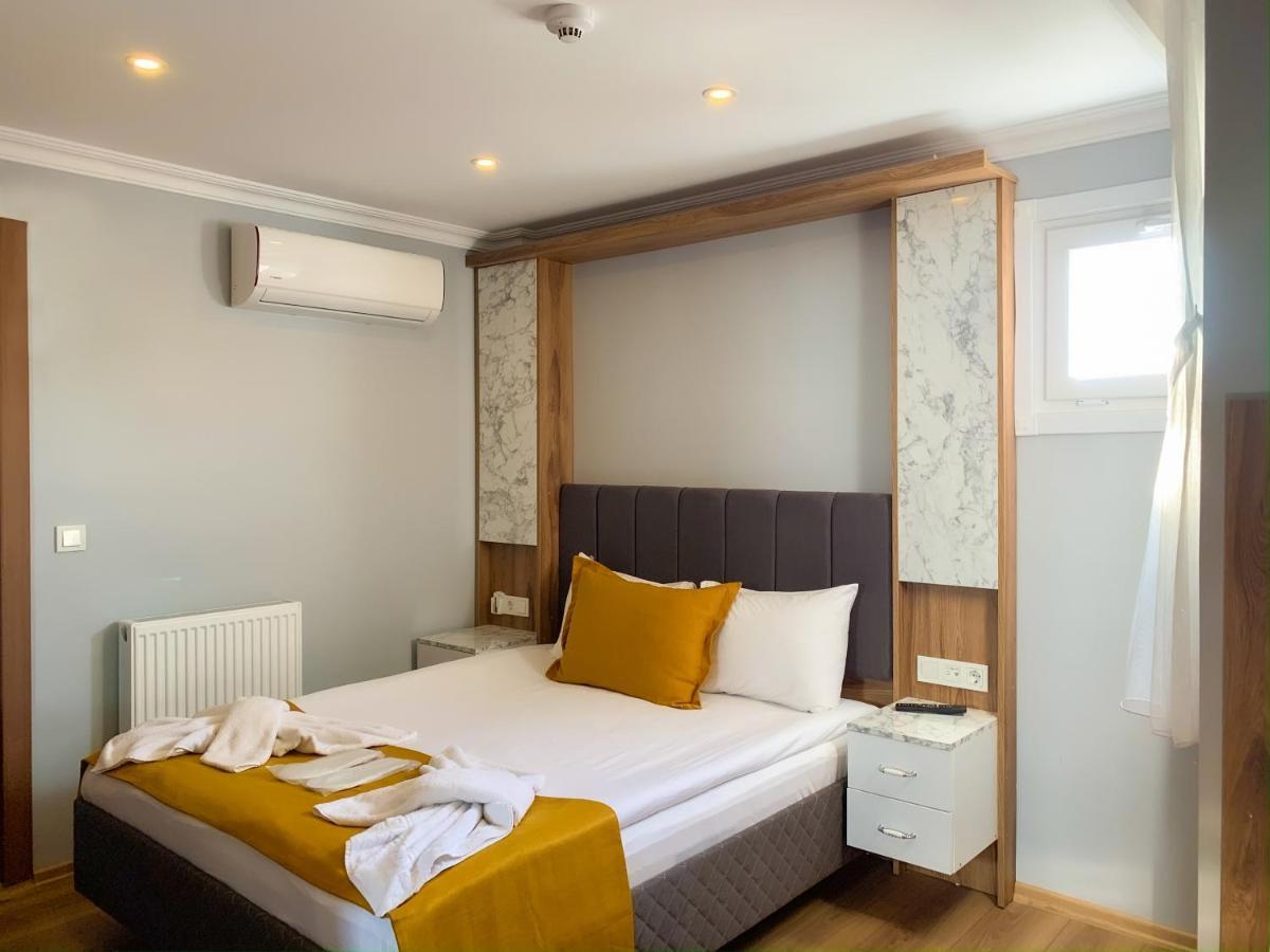 Budget Double Room,956370598:JPEG